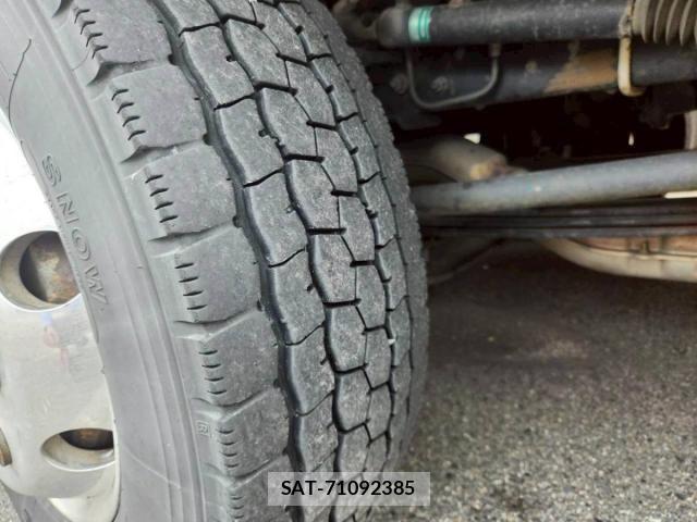 Isuzu GIGA 2017-03 7020534-21
