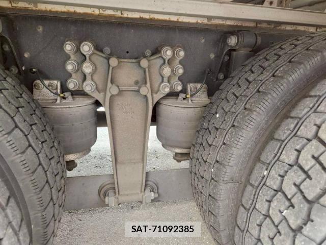 Isuzu GIGA 2017-03 7020534-23