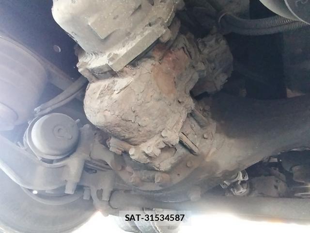 Isuzu GIGA 2016-06 7020535-12