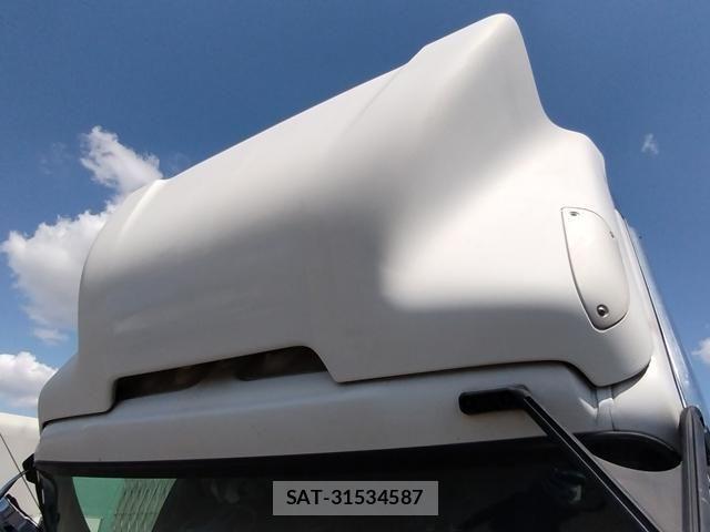 Isuzu GIGA 2016-06 7020535-18