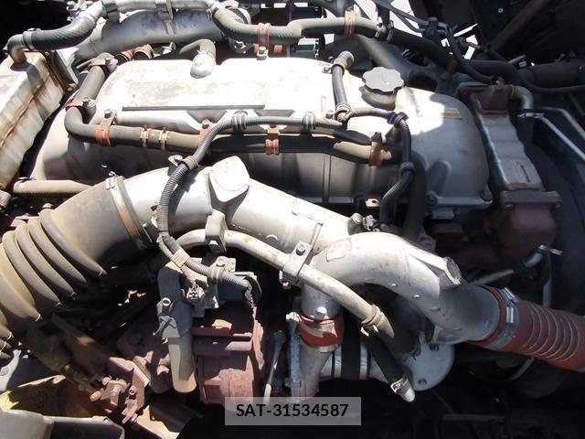 Isuzu GIGA 2016-06 7020535-20