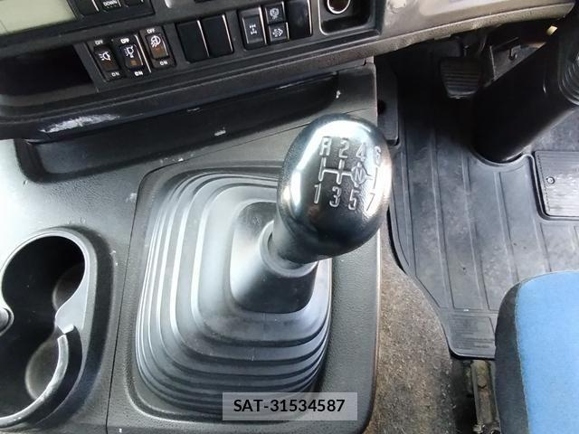Isuzu GIGA 2016-06 7020535-27