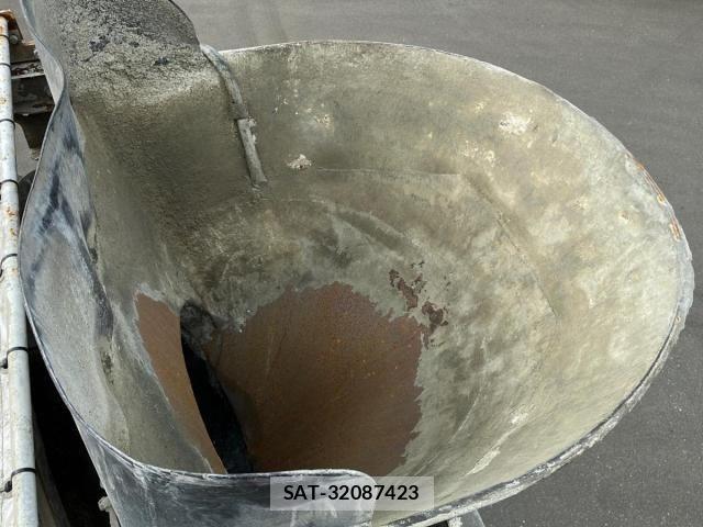 Isuzu GIGA 2014-05 7058690-9