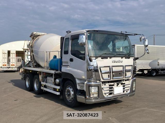 Isuzu GIGA 2014-05 7058690-1