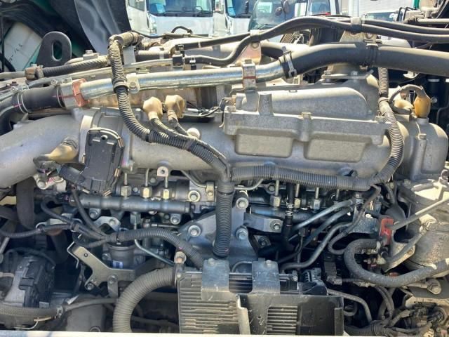 Isuzu GIGA 2019-01 7199632-16