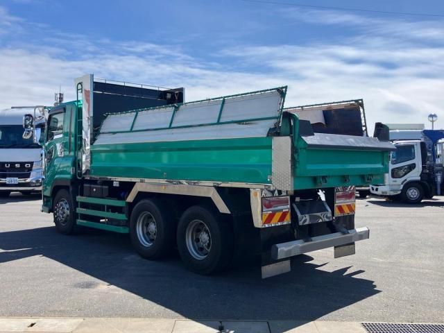Isuzu GIGA 2019-01 7199632-3