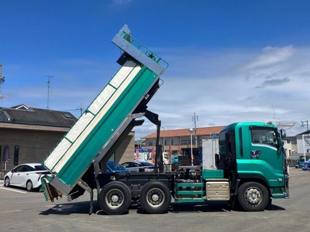 Isuzu GIGA 2019-01 7199632-5