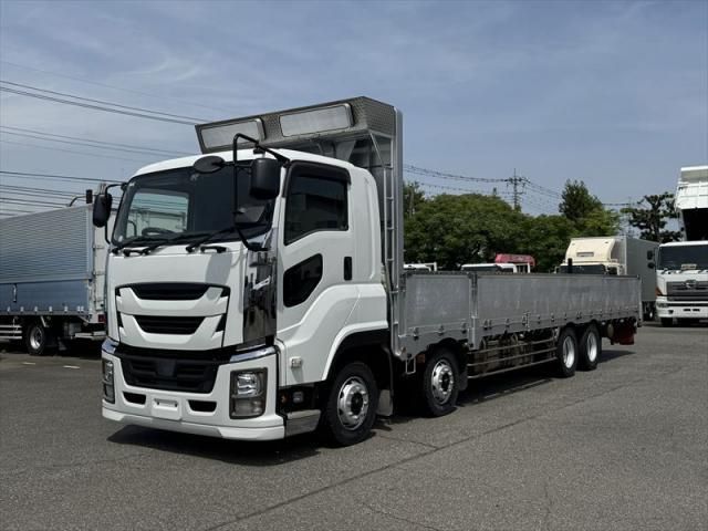 Isuzu GIGA 2017-08 7199634-0