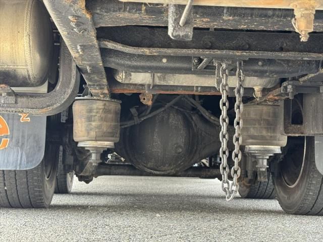 Isuzu GIGA 2017-08 7199634-15