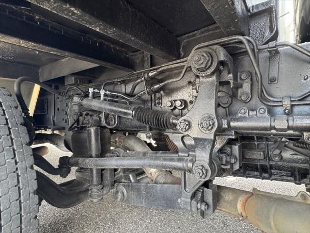 Isuzu GIGA 2017-08 7199634-21