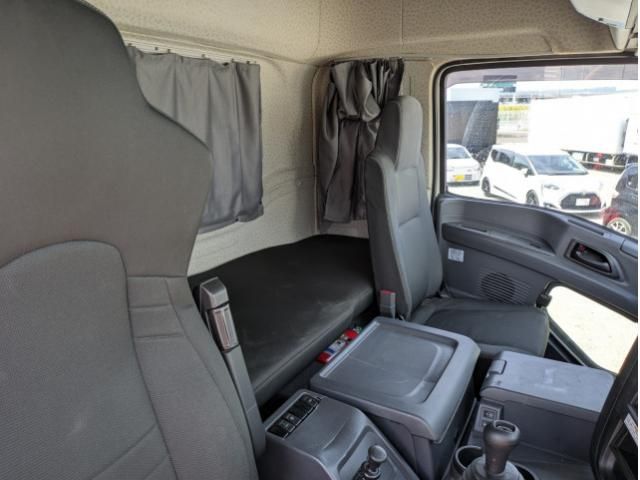 Isuzu GIGA 2023-09 7199631-26