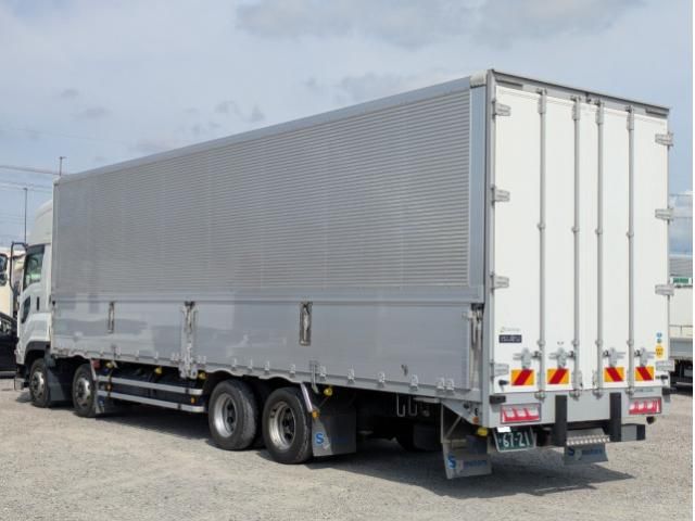 Isuzu GIGA 2023-09 7199631-4