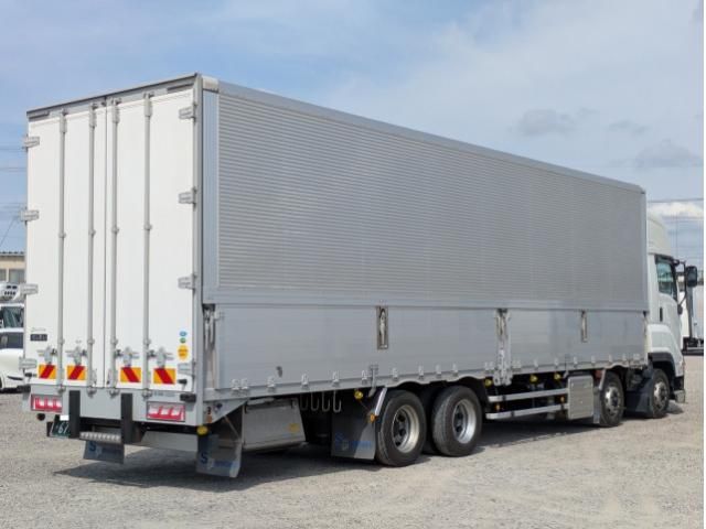 Isuzu GIGA 2023-09 7199631-6
