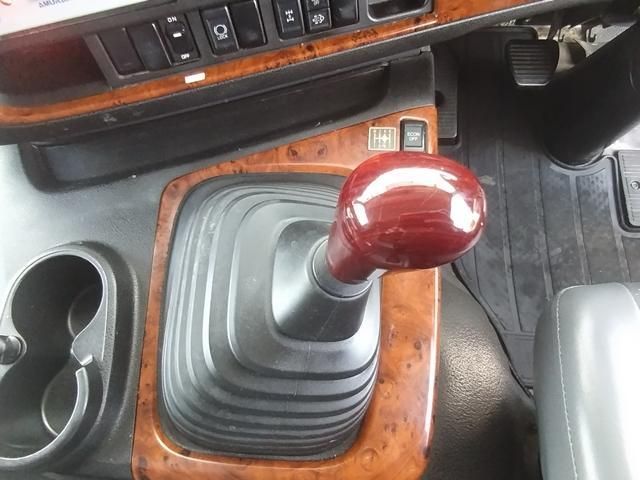 Isuzu GIGA 2017-12 7199633-27