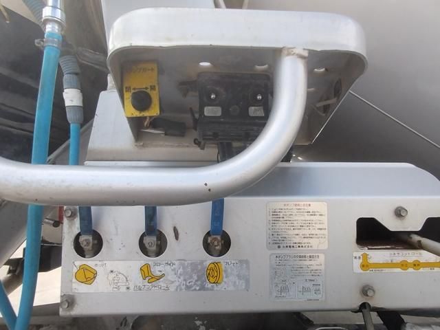 Isuzu GIGA 2017-12 7199633-7