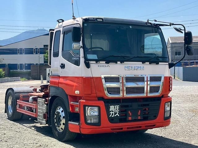 Isuzu GIGA 2016-03 7199643-0