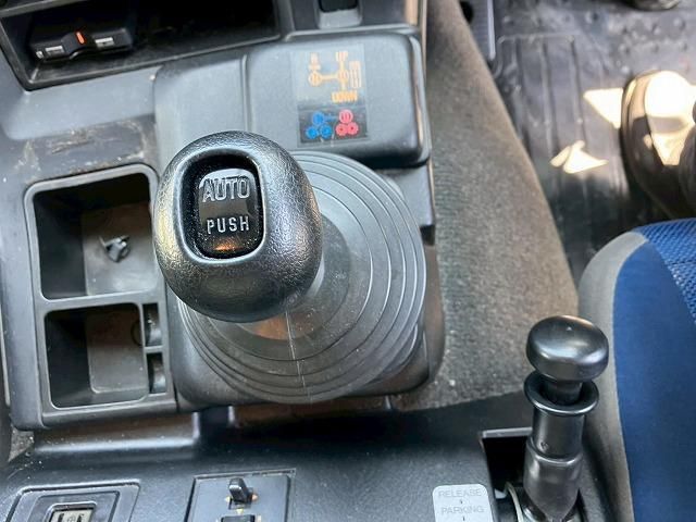 Isuzu GIGA 2016-03 7199643-15