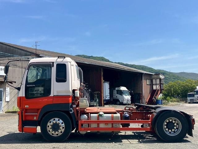 Isuzu GIGA 2016-03 7199643-2