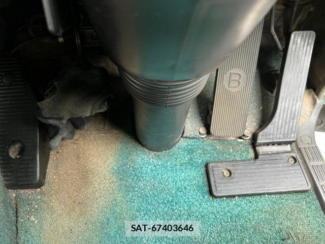 Isuzu GIGA 1997-01 7219017-9
