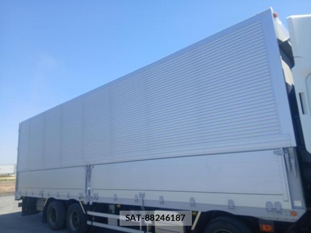Isuzu GIGA 2016-03 7250923-15