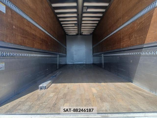Isuzu GIGA 2016-03 7250923-22