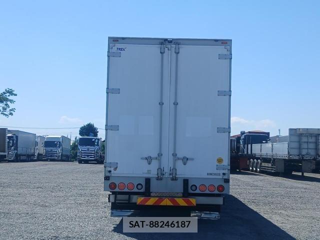 Isuzu GIGA 2016-03 7250923-6