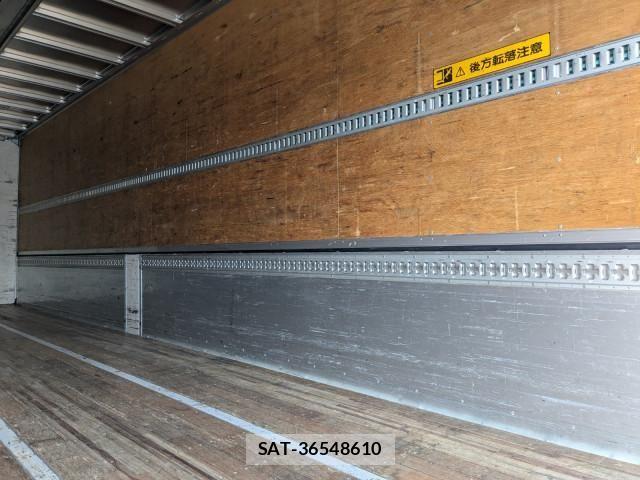 Isuzu GIGA 2015-02 7250931-10