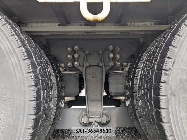 Isuzu GIGA 2015-02 7250931-19