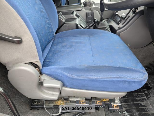 Isuzu GIGA 2015-02 7250931-26