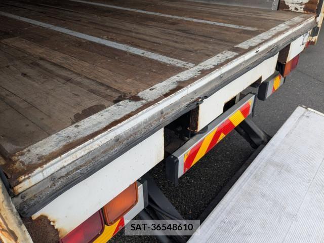 Isuzu GIGA 2015-02 7250931-8