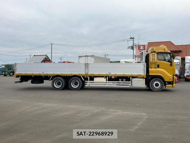 Isuzu GIGA 2019-11 7250918-5