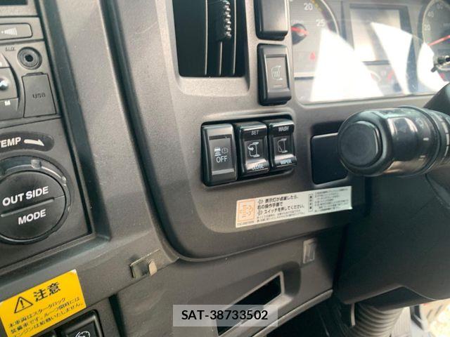 Isuzu GIGA 2017-06 7250926-24