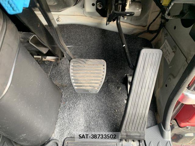Isuzu GIGA 2017-06 7250926-26