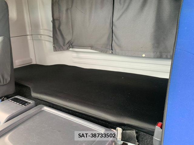 Isuzu GIGA 2017-06 7250926-3