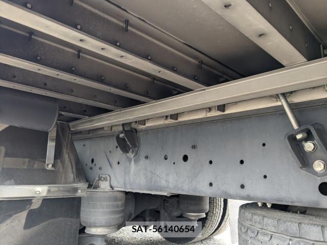 Isuzu GIGA 2017-04 7250919-21