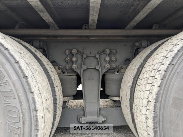 Isuzu GIGA 2017-04 7250919-22