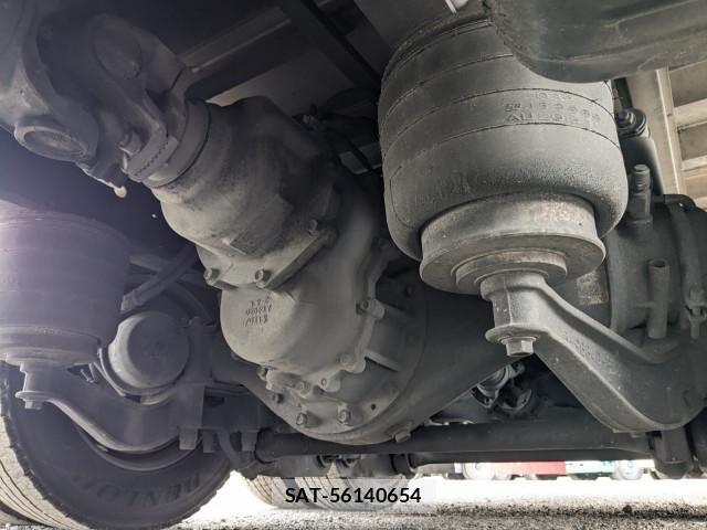 Isuzu GIGA 2017-04 7250919-23