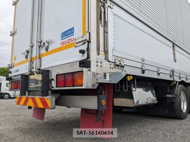 Isuzu GIGA 2017-04 7250919-5