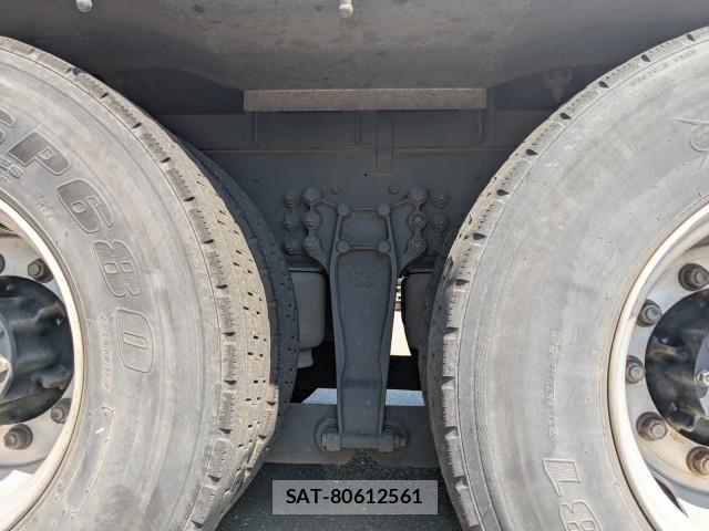 Isuzu GIGA 2016-09 7250921-9