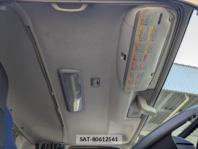 Isuzu GIGA 2016-09 7250921-23