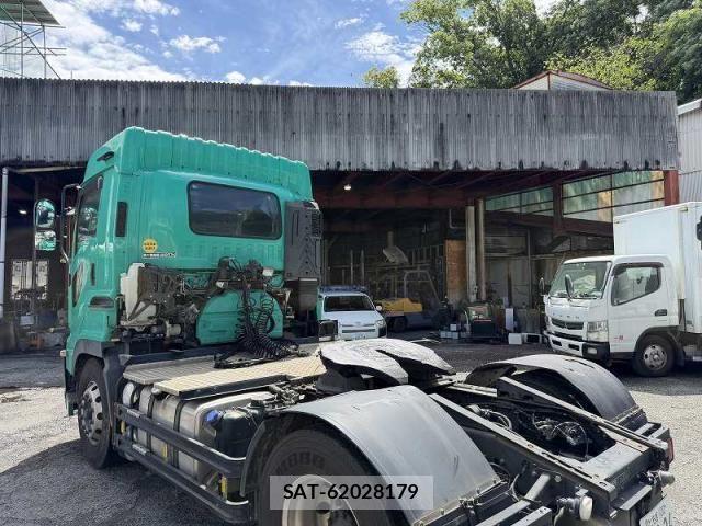 Isuzu GIGA 2016-08 7250924-12