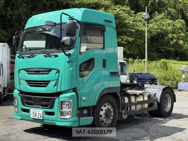 Isuzu GIGA 2016-08 7250924-1