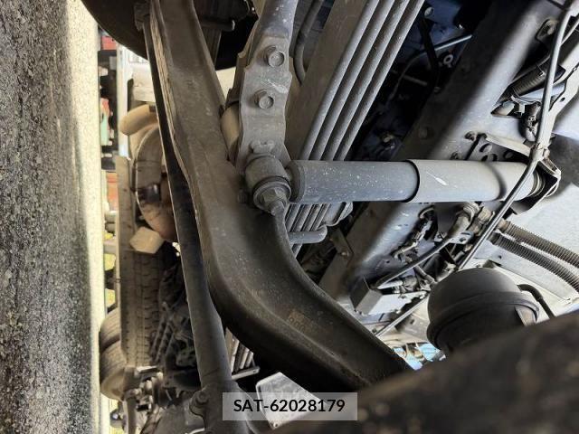 Isuzu GIGA 2016-08 7250924-24