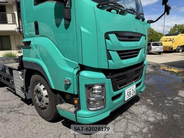 Isuzu GIGA 2016-08 7250924-8