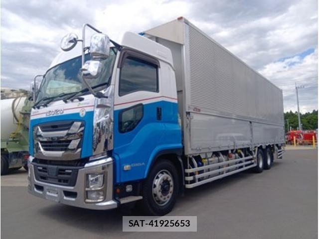Isuzu GIGA 2019-03 7271953-0