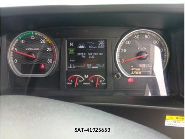 Isuzu GIGA 2019-03 7271953-26