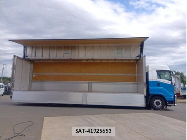 Isuzu GIGA 2019-03 7271953-7