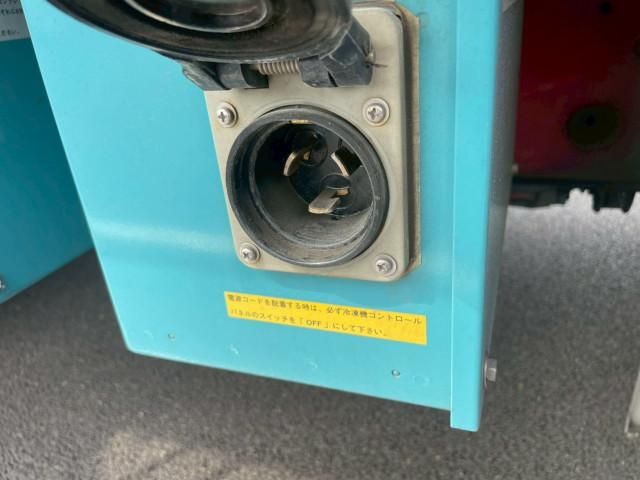 Isuzu GIGA 2017-12 7306682-17