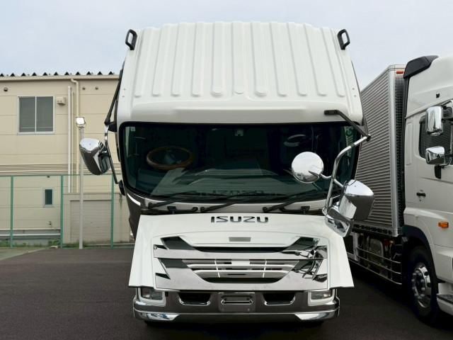 Isuzu GIGA 2017-12 7306682-27
