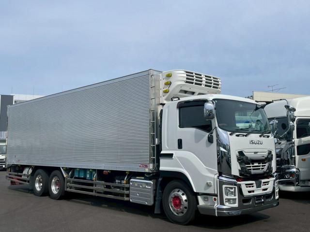 Isuzu GIGA 2017-12 7306682-2